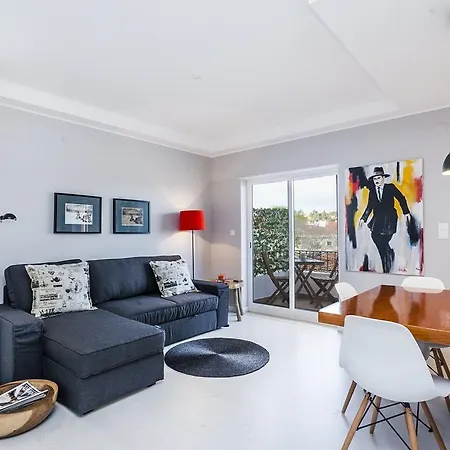 Bright Visconde Apartment Cascais